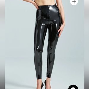 Commando Faux Patent Leather Legging